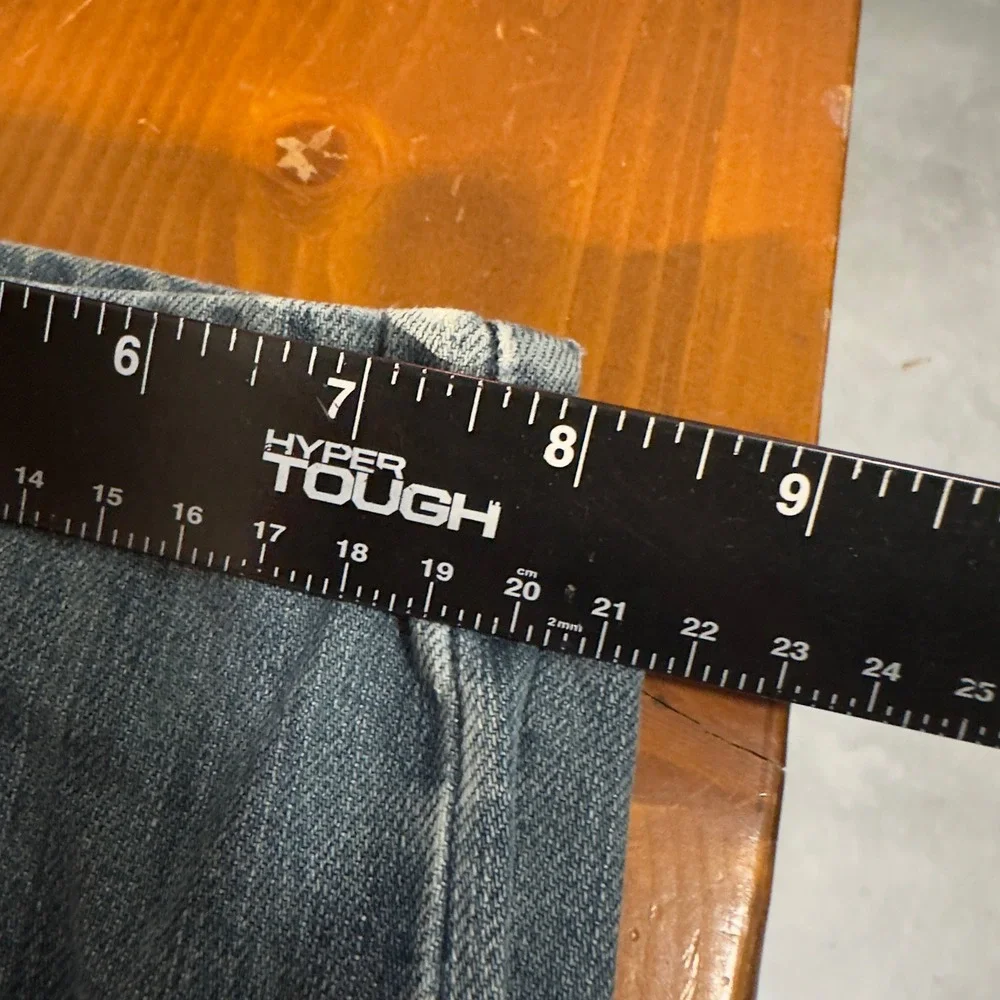 Levis levi 559